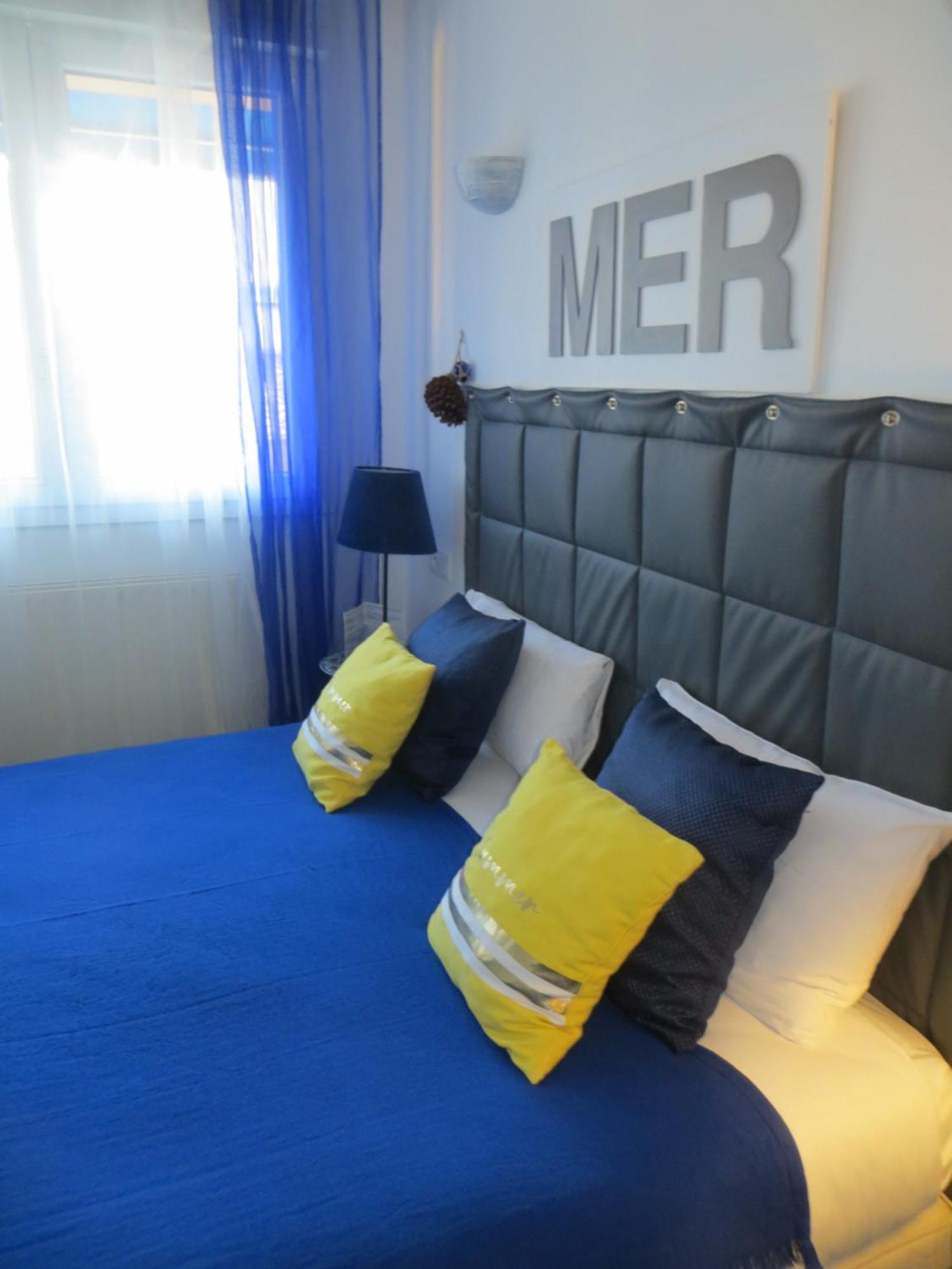 Hotel Les Embruns Sables D'Olonne Les Sables-d'Olonne Exterior photo